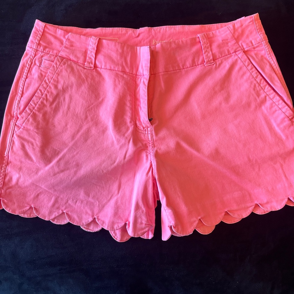 Vineyard Vines Pink Scallop Hem Women’s Shorts
